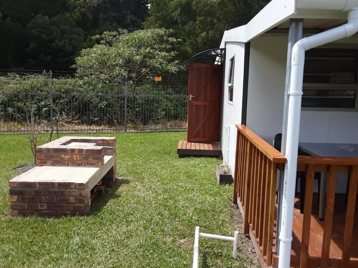 Nadine'S Self - Catering Accommodation 斯托姆勒菲 外观 照片
